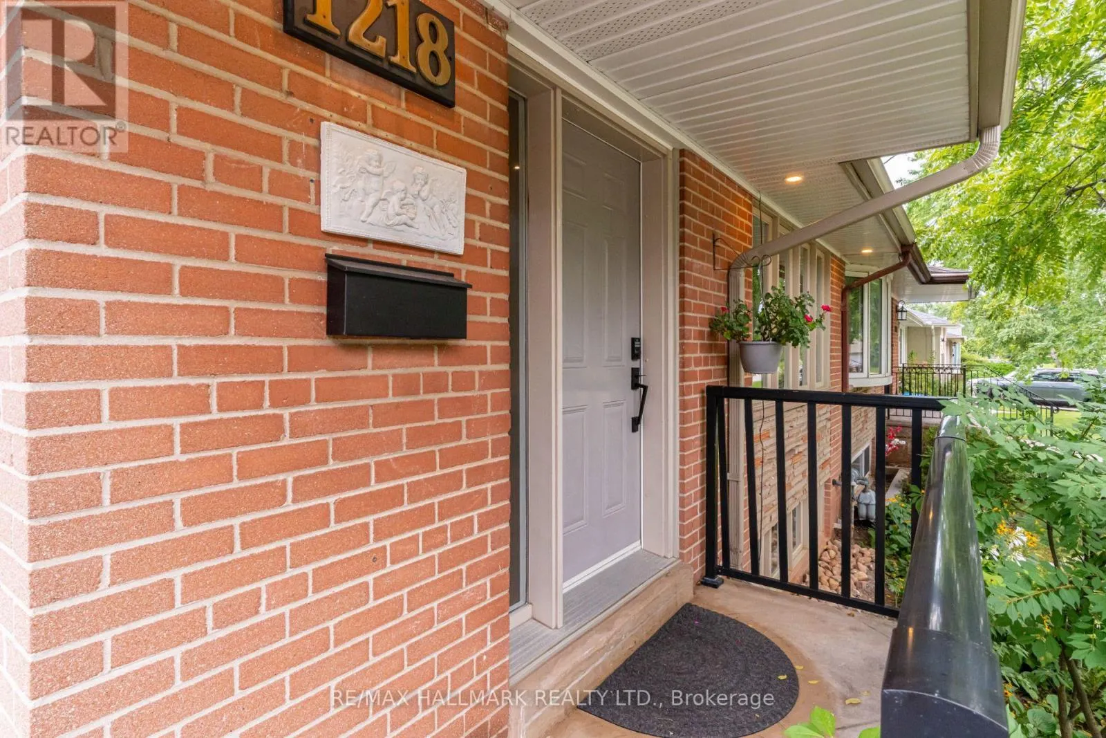 1218 GRANGE ROAD