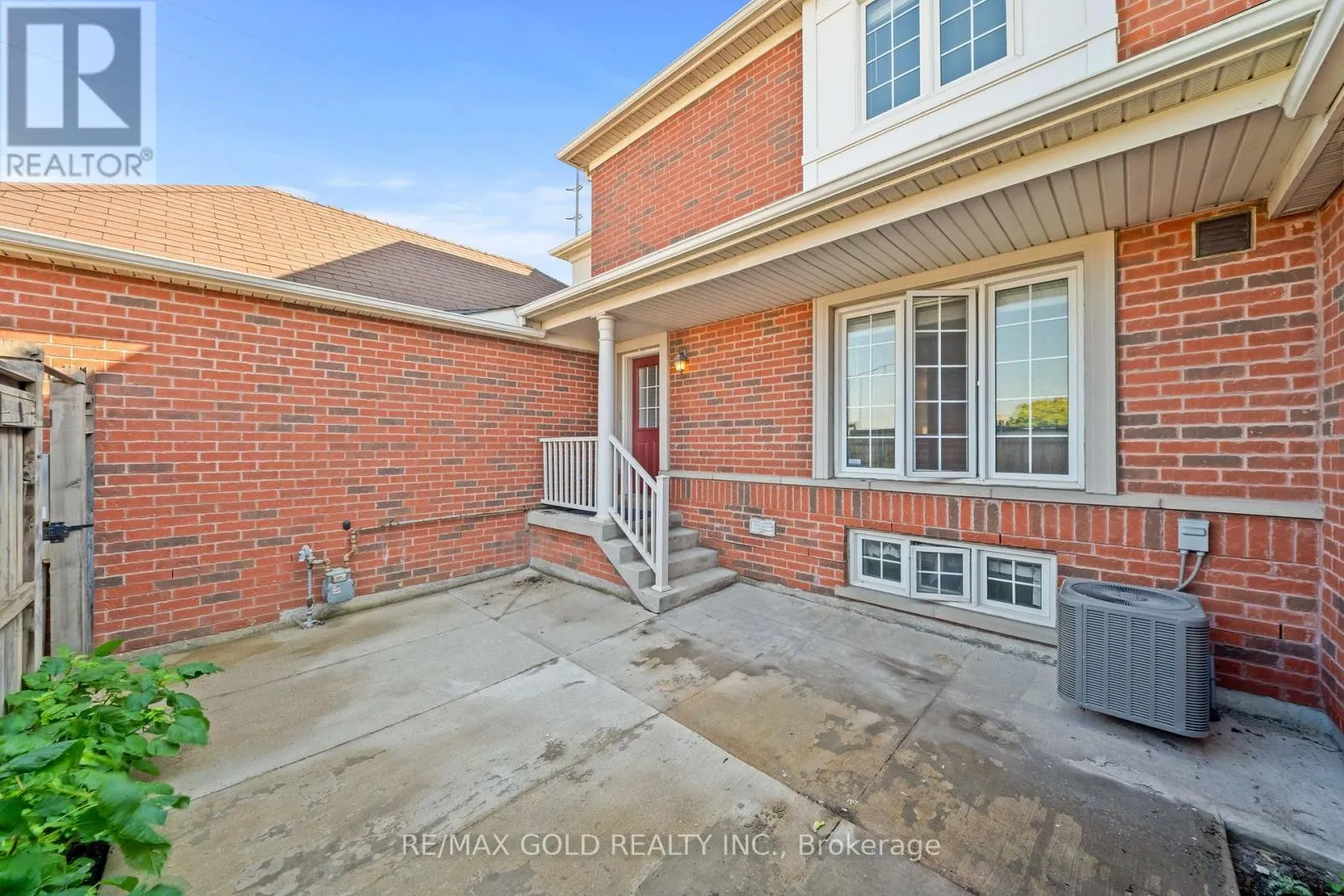 2 BELLCHASE TRAIL