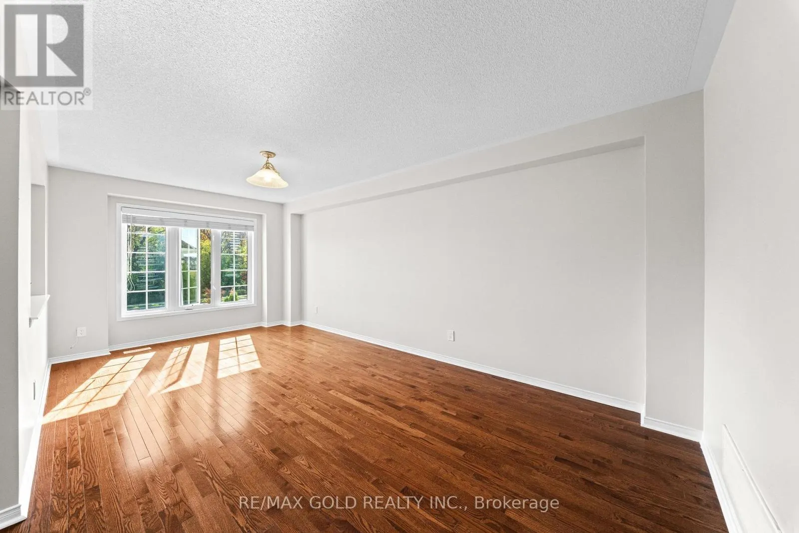 2 BELLCHASE TRAIL