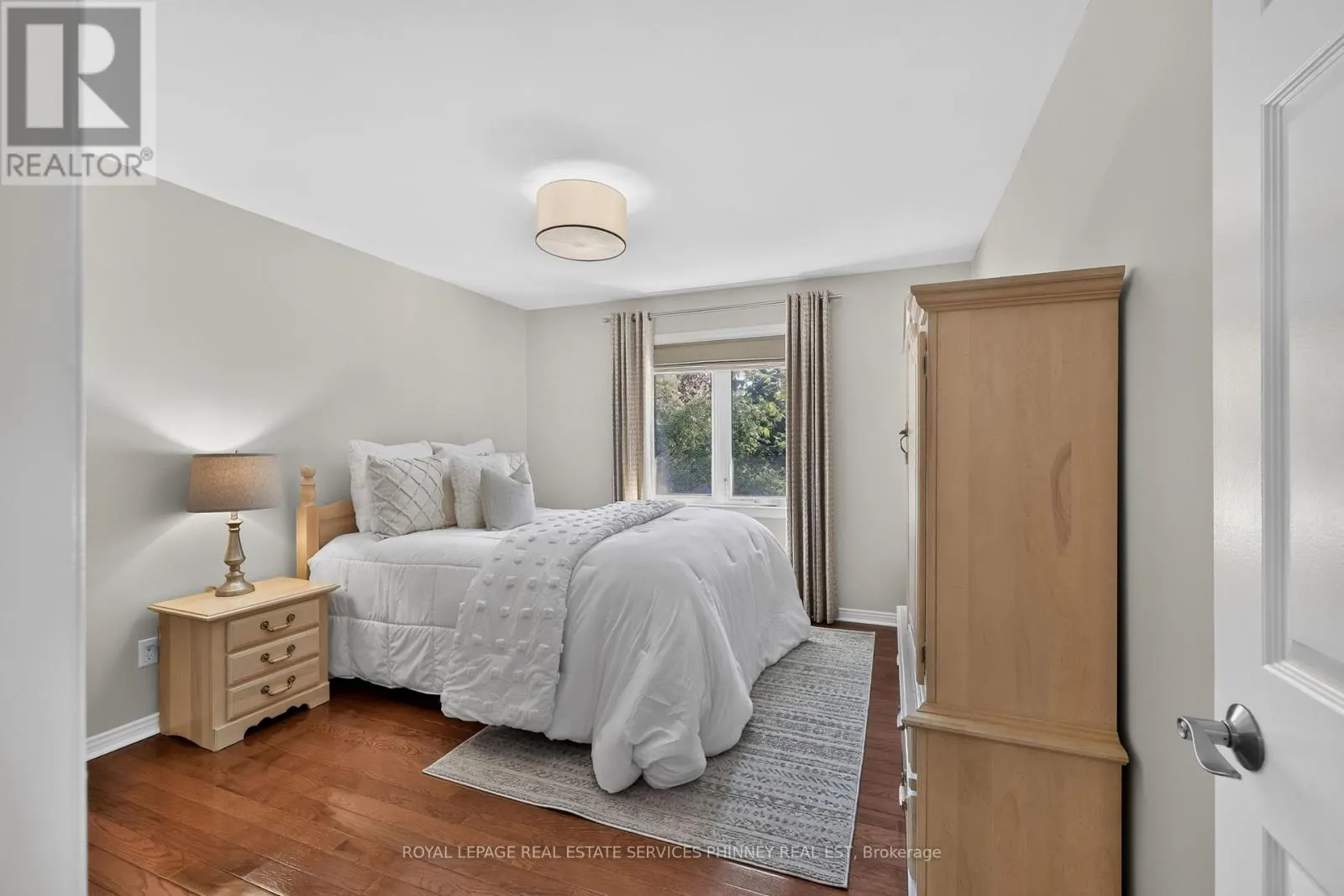 1012 OAK MEADOW ROAD