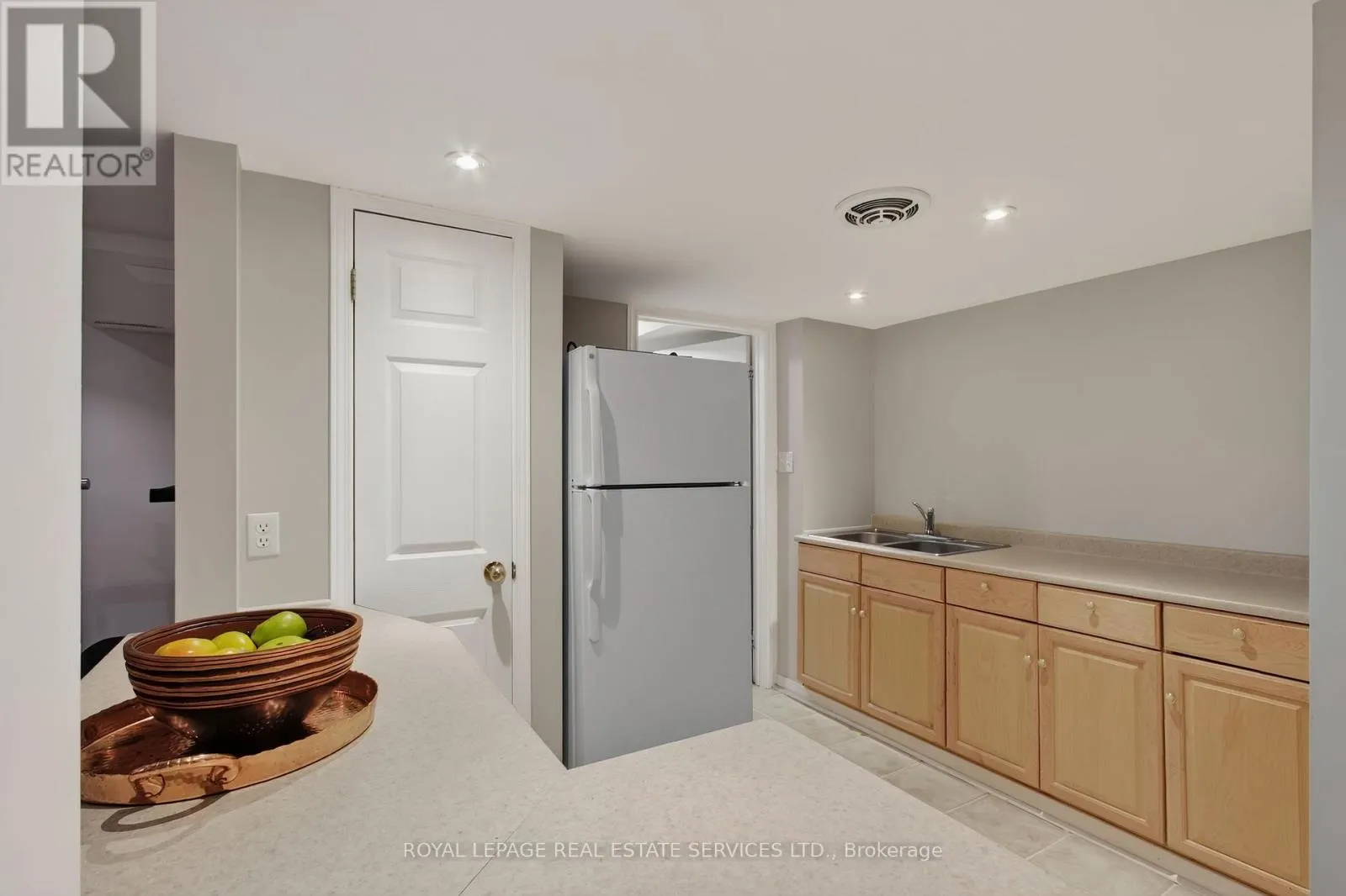 2329 GLENFIELD ROAD