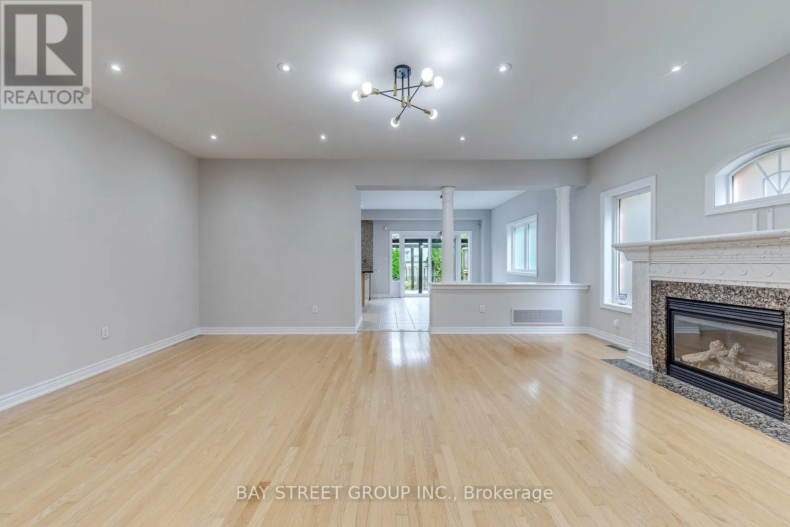 2455 FELHABER CRESCENT