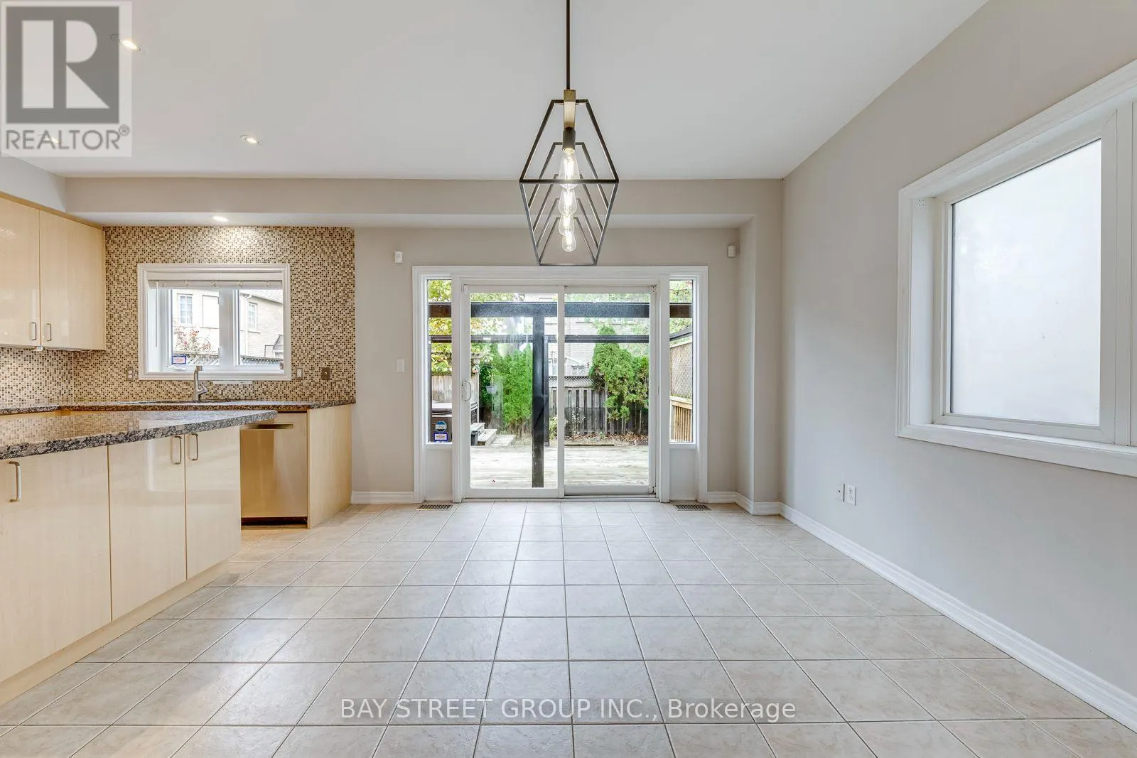 2455 FELHABER CRESCENT
