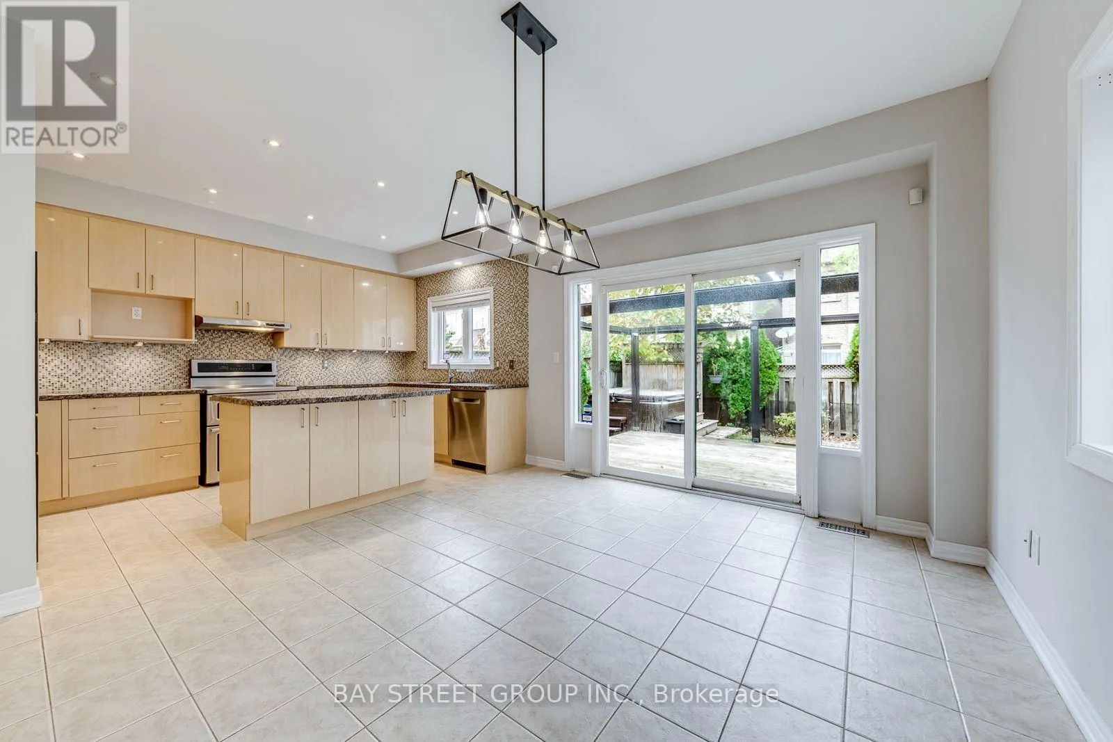 2455 FELHABER CRESCENT