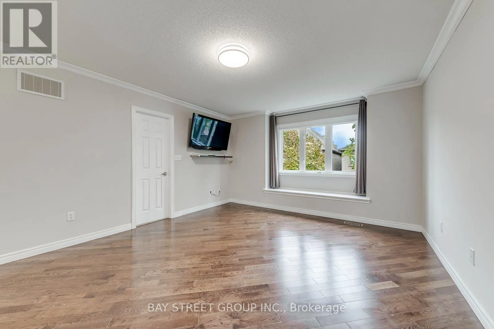 2455 FELHABER CRESCENT