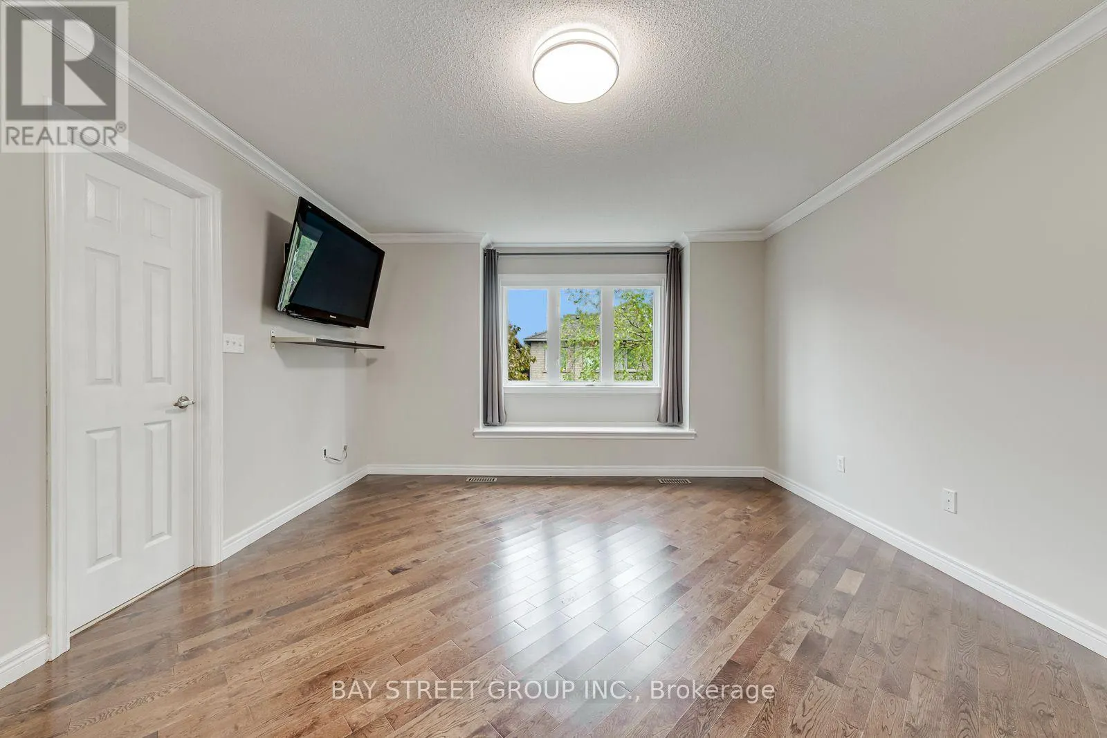 2455 FELHABER CRESCENT