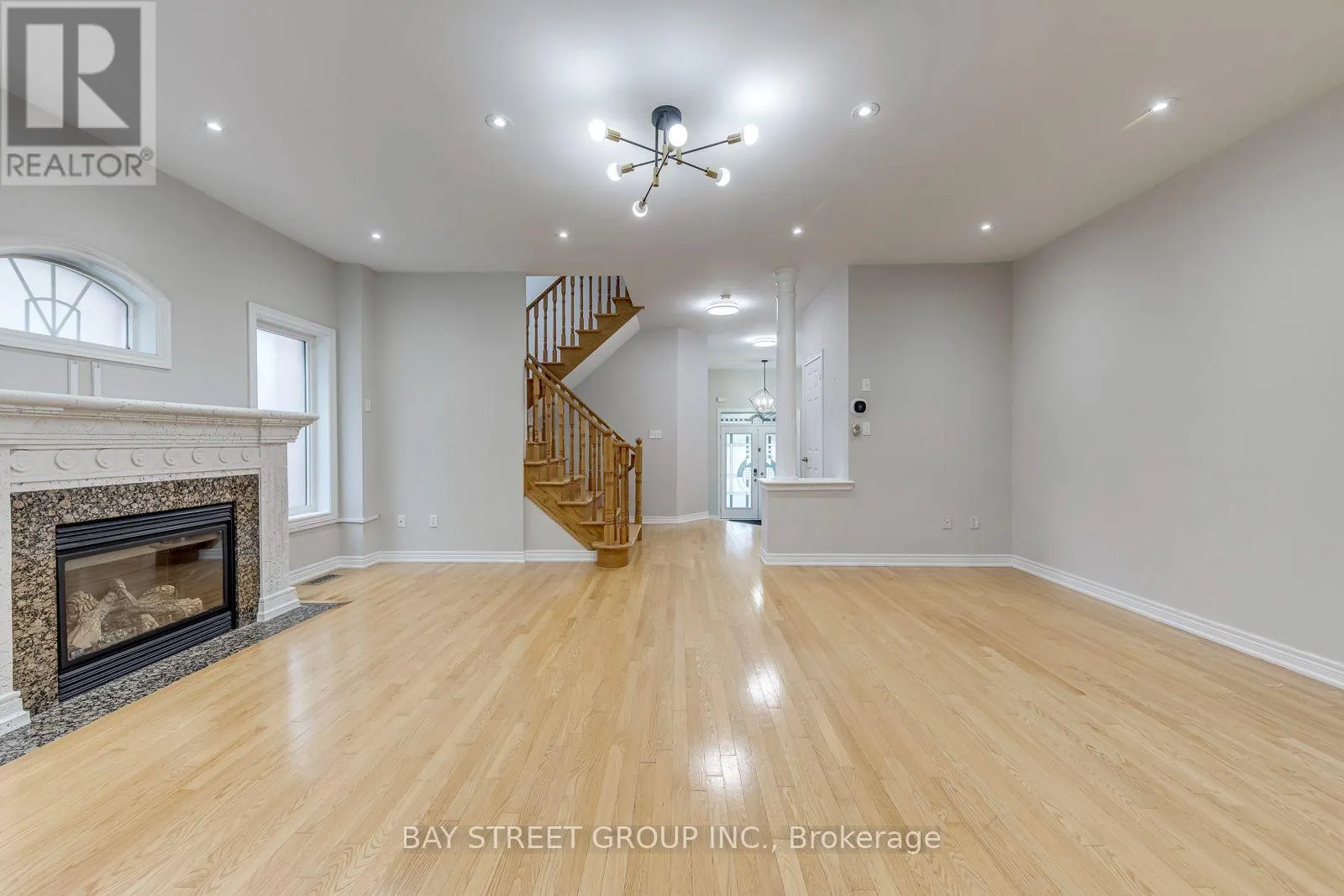 2455 FELHABER CRESCENT