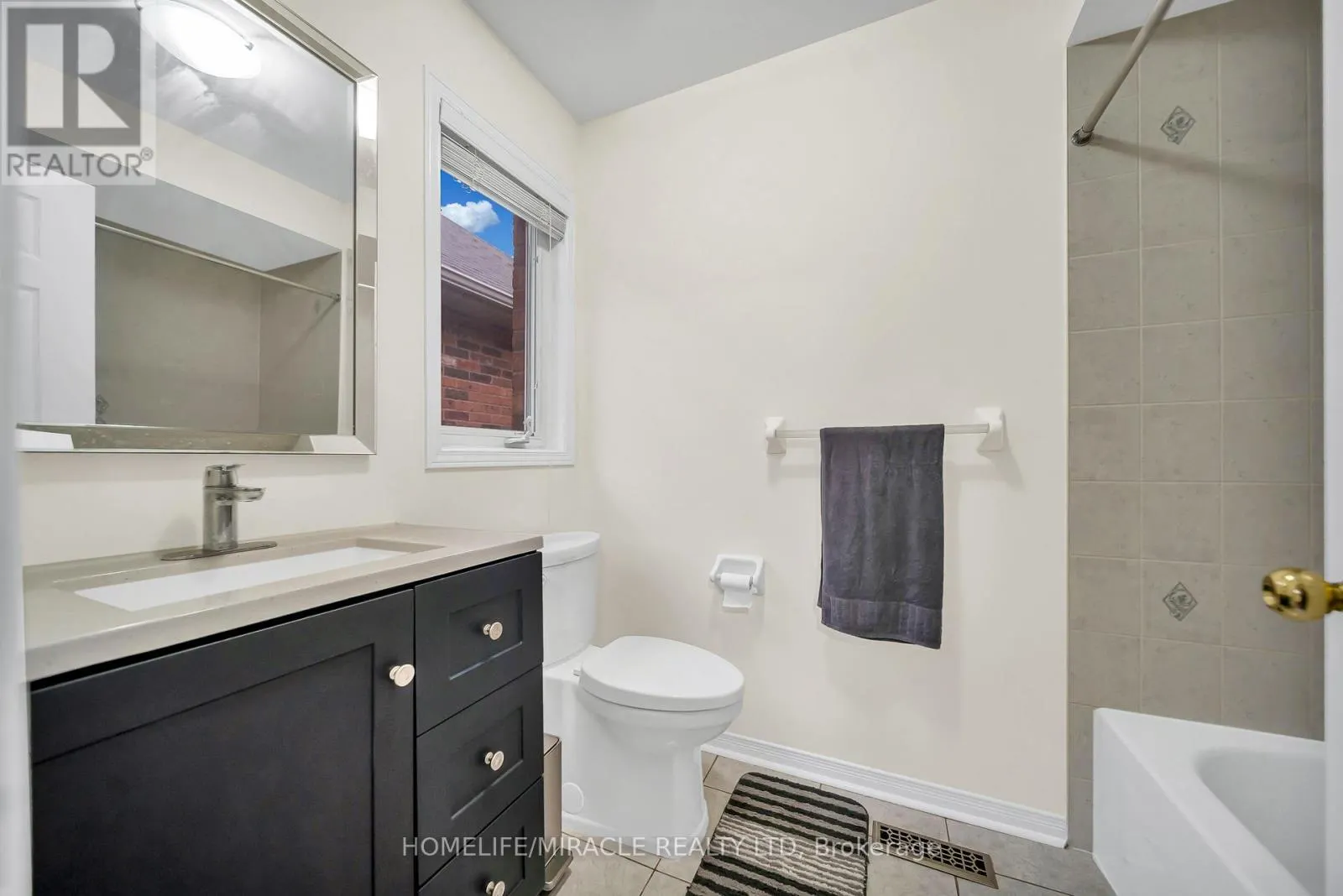 763 PITCHER PLACE