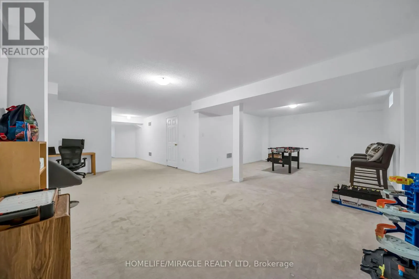 763 PITCHER PLACE