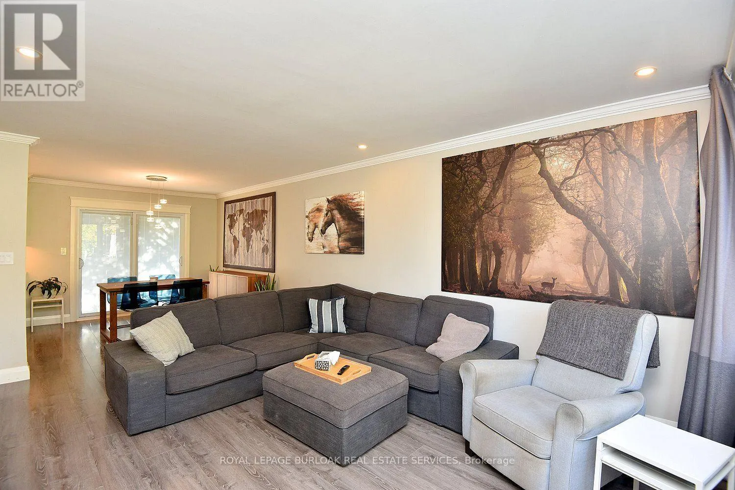 699 CASTLEGUARD CRESCENT