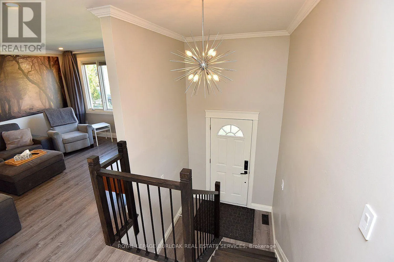 699 CASTLEGUARD CRESCENT
