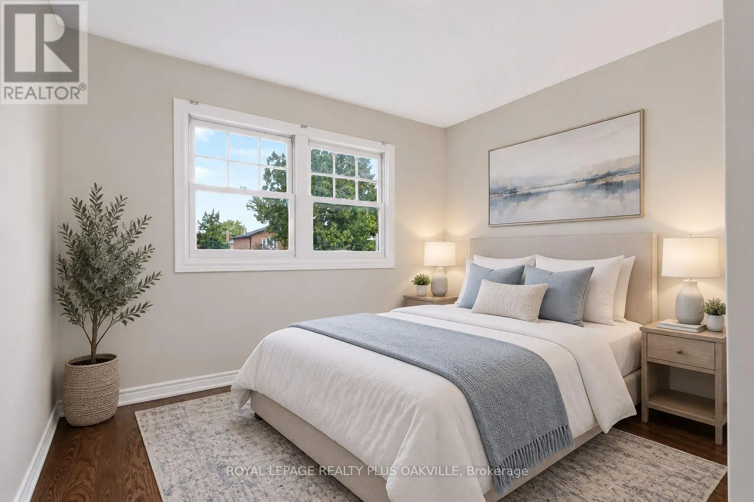 279 HICKORY CIRCLE