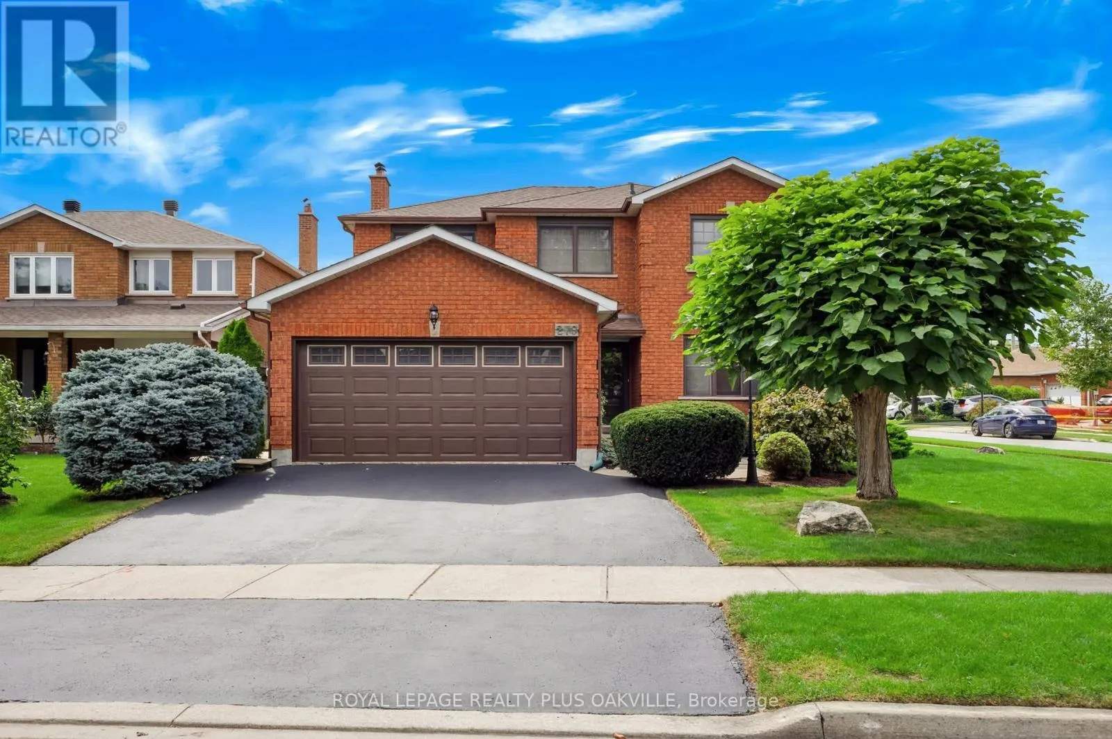 279 HICKORY CIRCLE