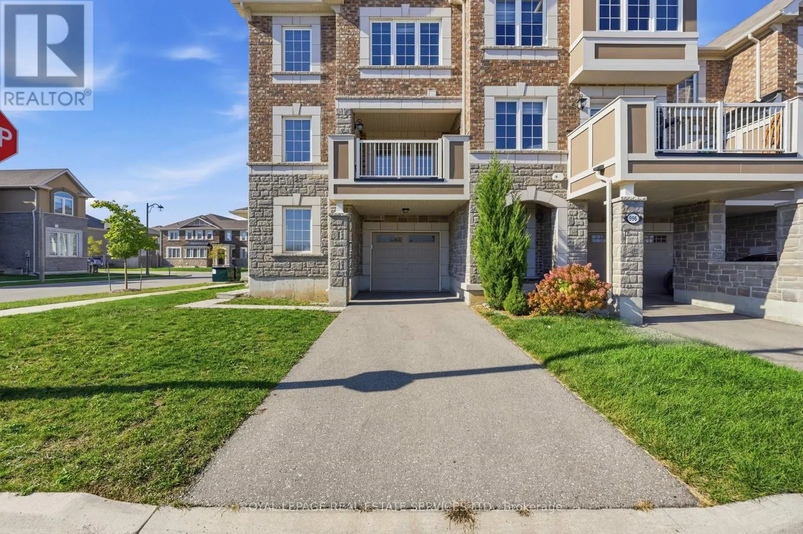 998 BALSAM COURT
