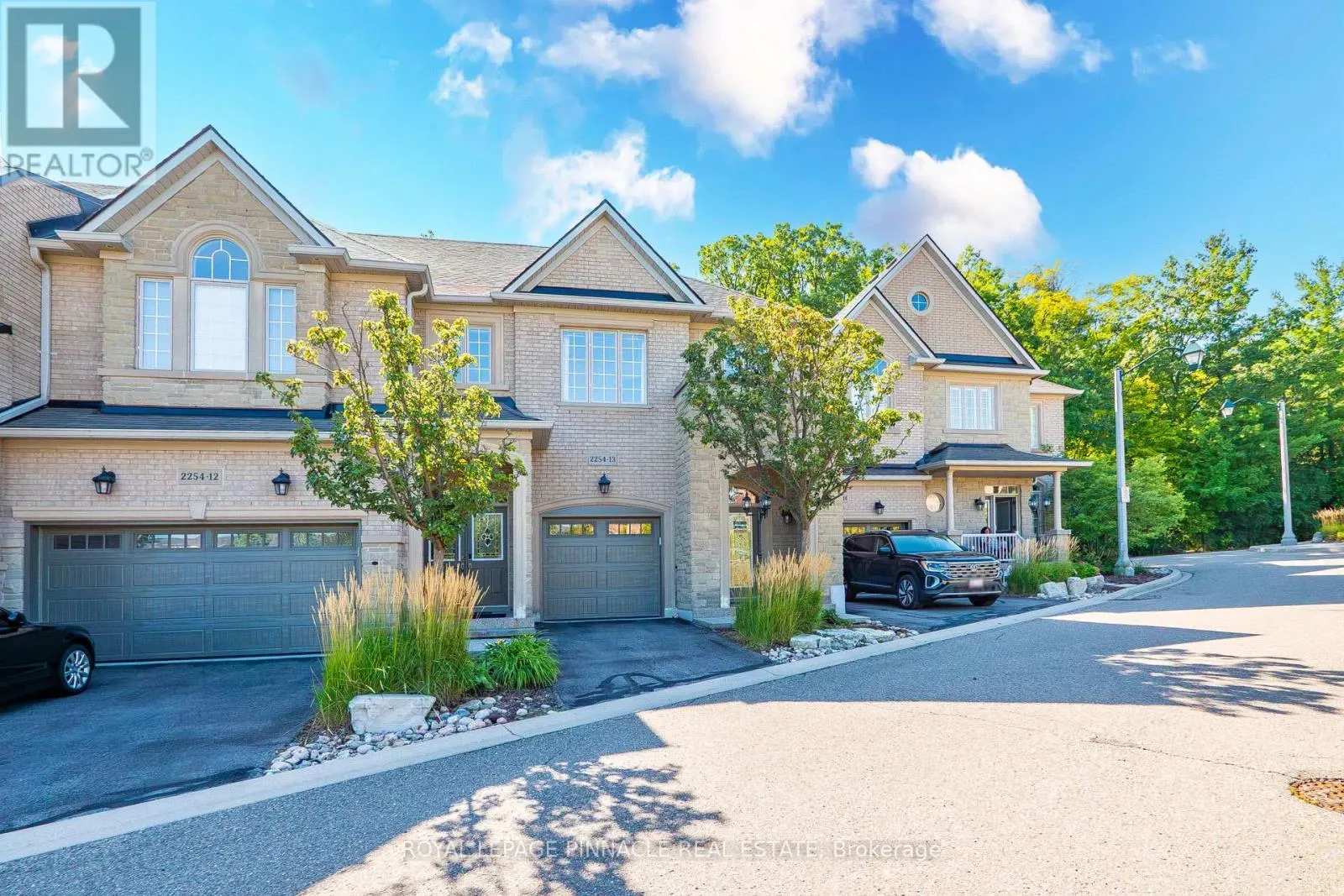13 - 2254 ROCKINGHAM DRIVE
