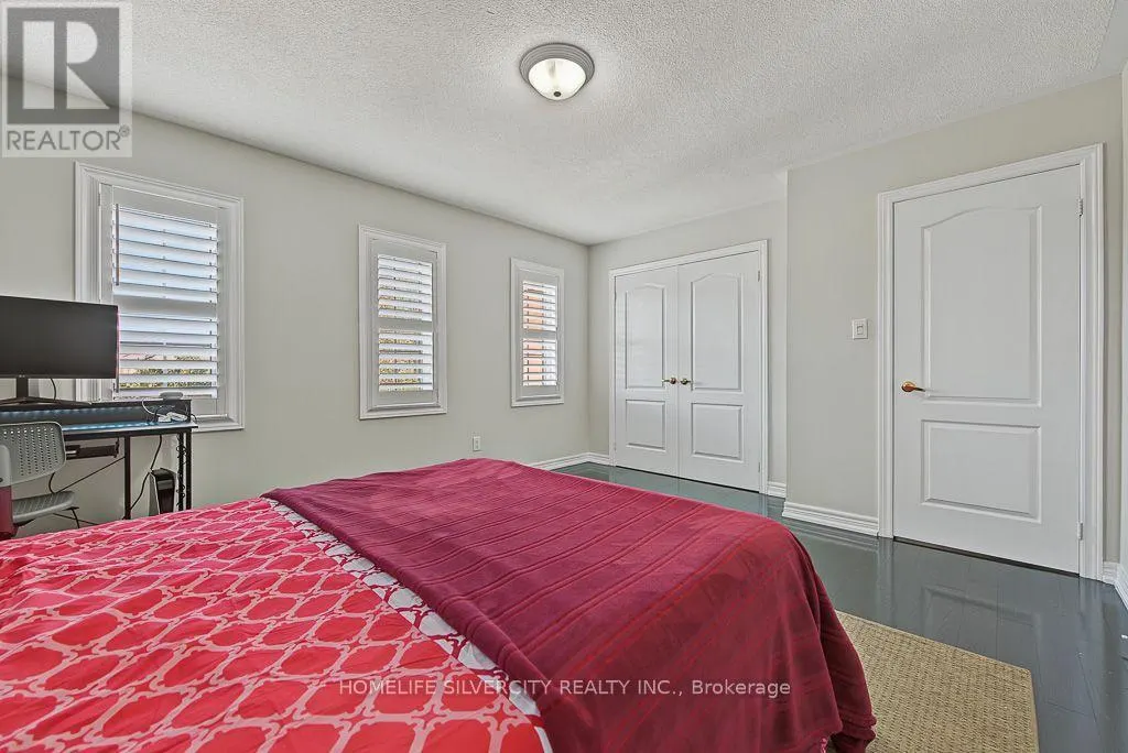 483 HINCHEY CRESCENT