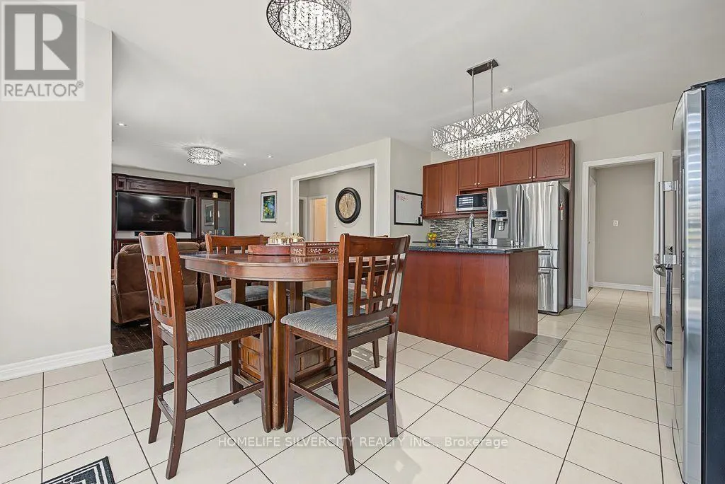 483 HINCHEY CRESCENT
