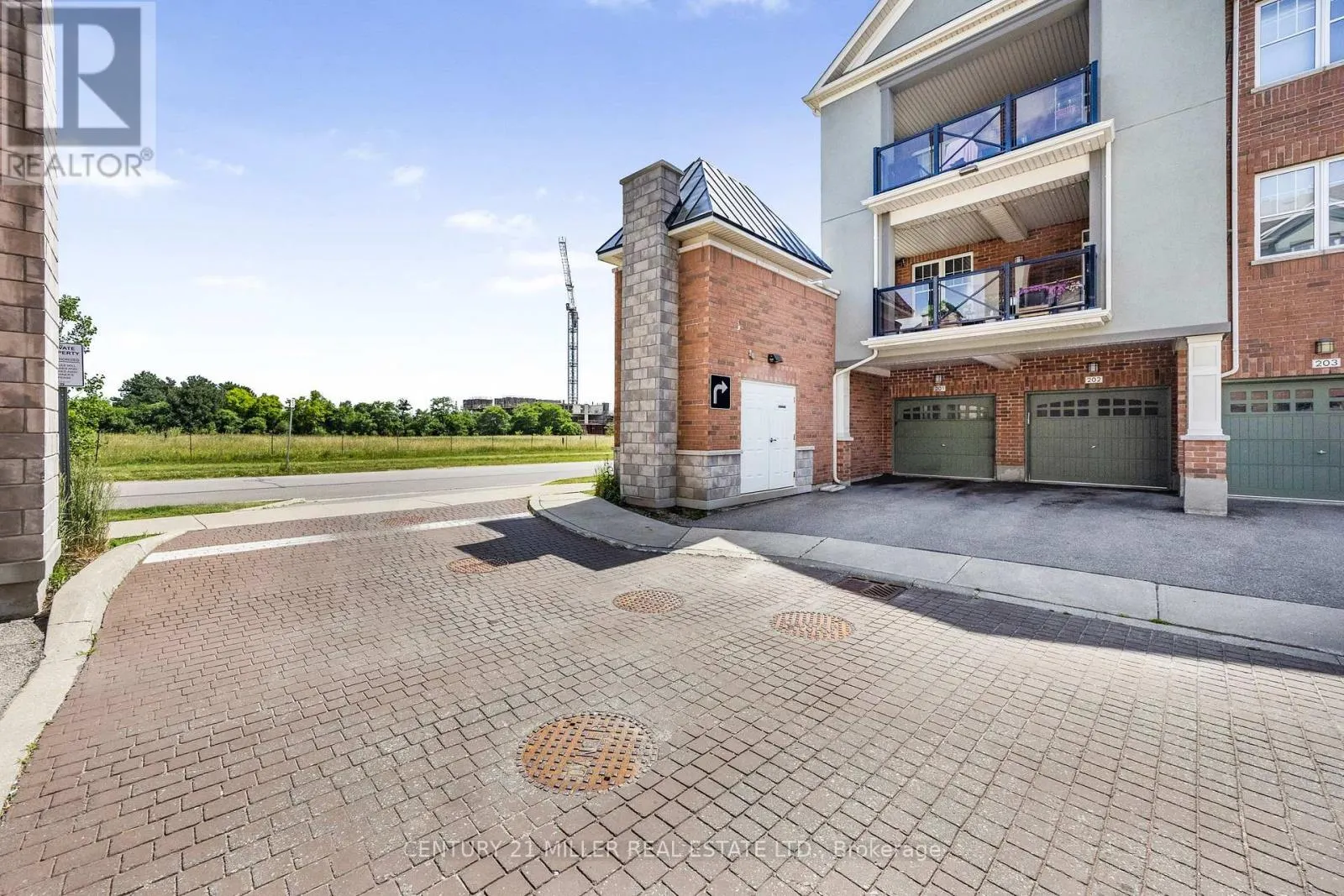201 - 275 ROXTON ROAD