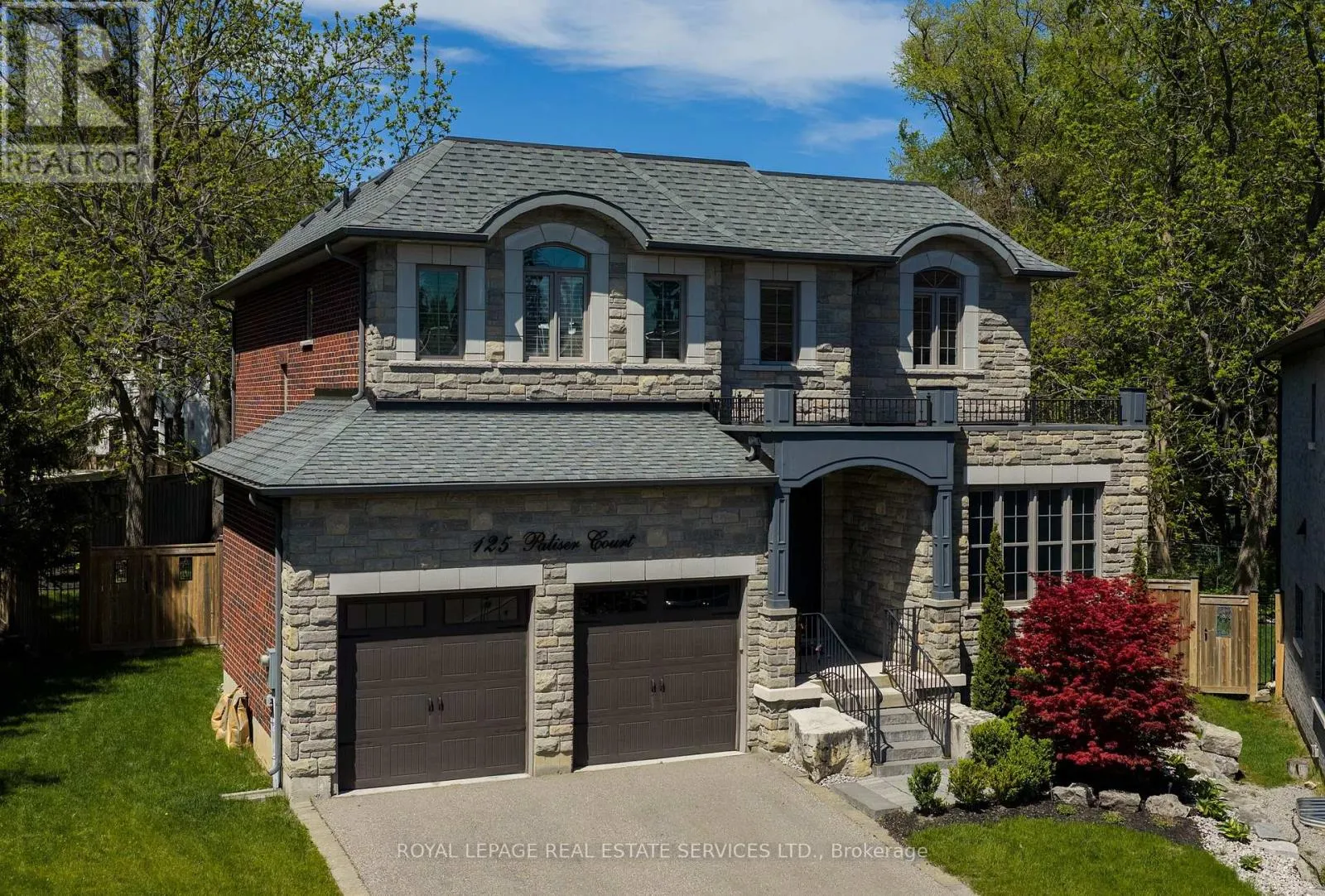 125 PALISER COURT
