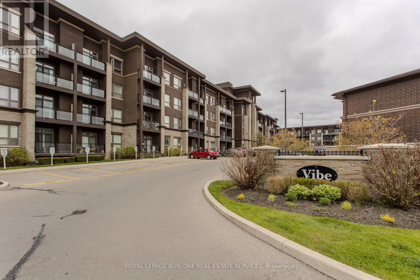 307 - 5010 CORPORATE DRIVE