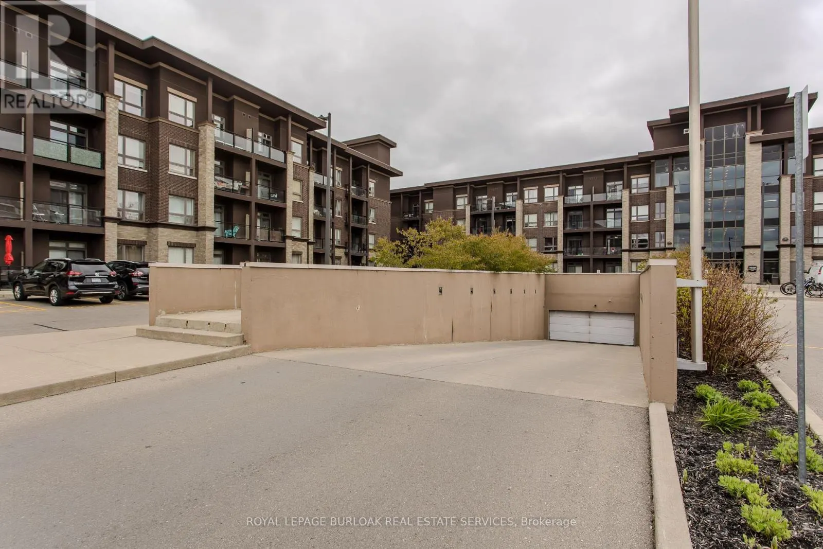 307 - 5010 CORPORATE DRIVE