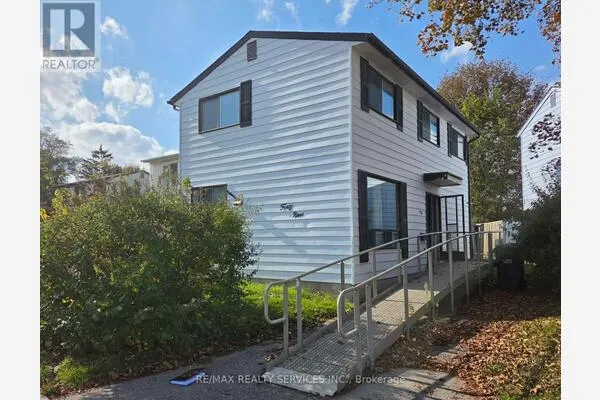 49 HUNTINGWOOD CRESCENT