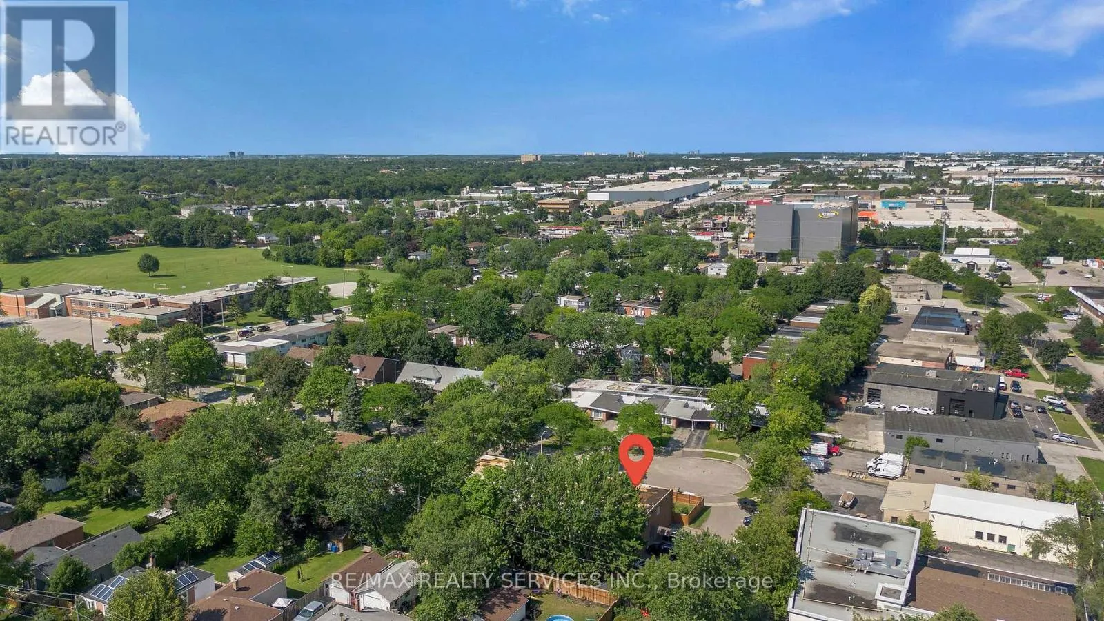 7 - 1140 TAVISTOCK DRIVE