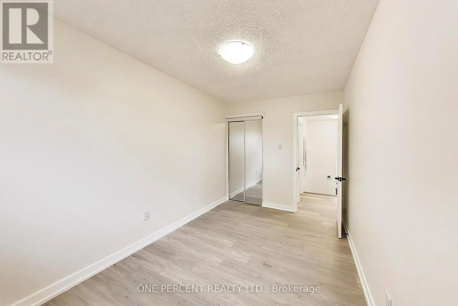 1270 PALLATINE DRIVE
