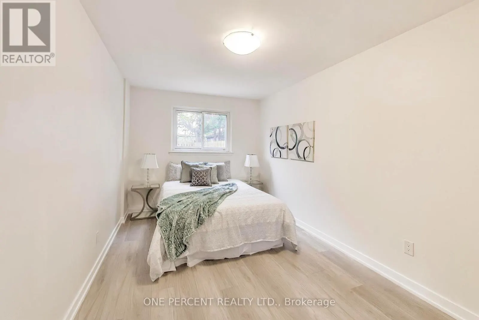 1270 PALLATINE DRIVE