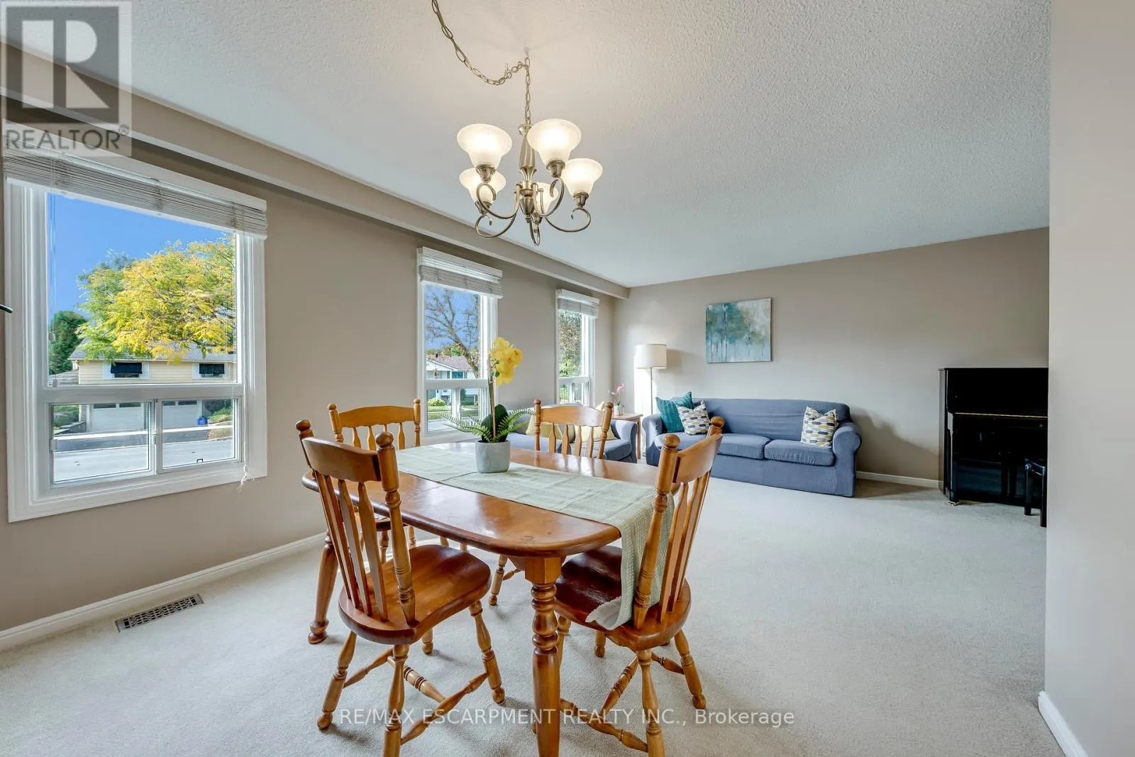 625 BELVENIA ROAD