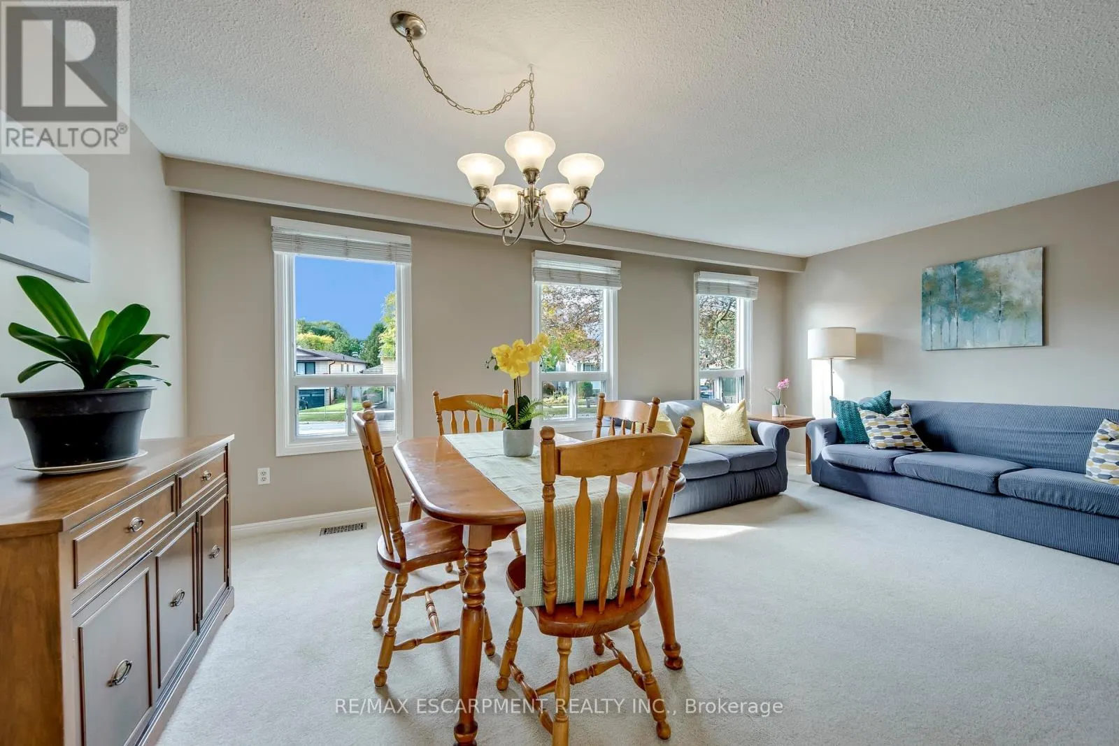 625 BELVENIA ROAD