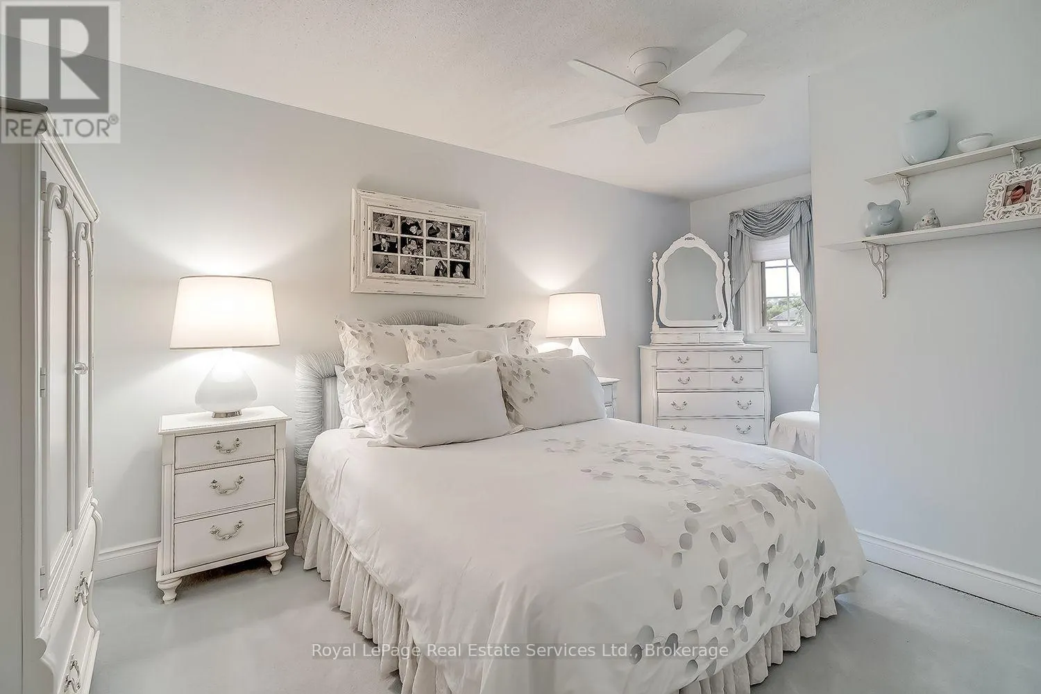 207 TAWNY CRESCENT