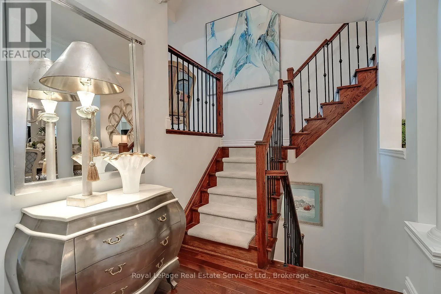 207 TAWNY CRESCENT