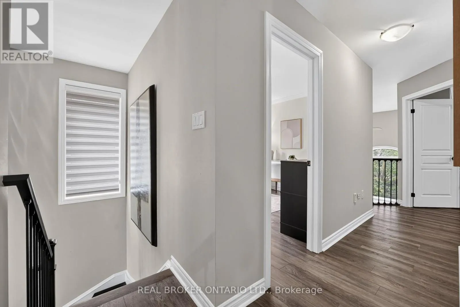 2243 WOODCREST DRIVE