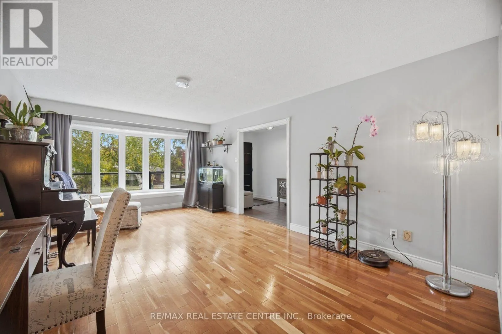 308 RIDGE DRIVE