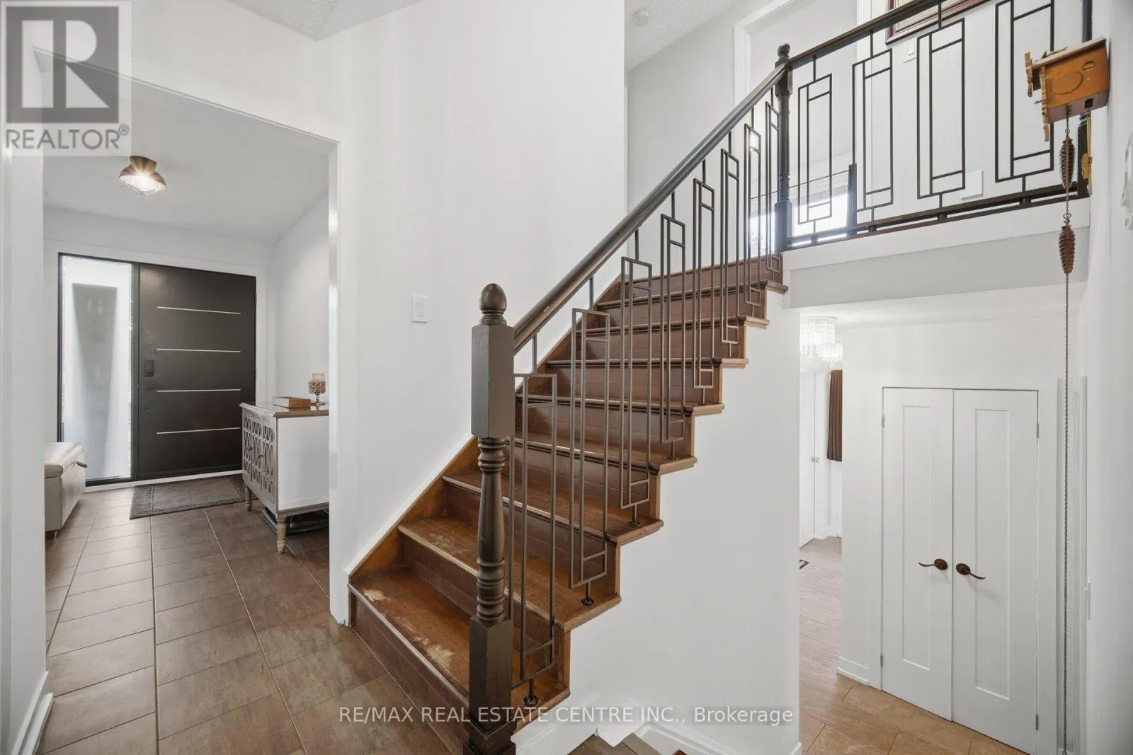 308 RIDGE DRIVE