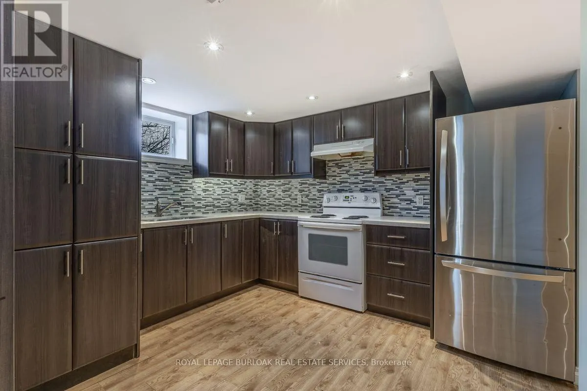 LOWER - 2142 PARKWAY DRIVE