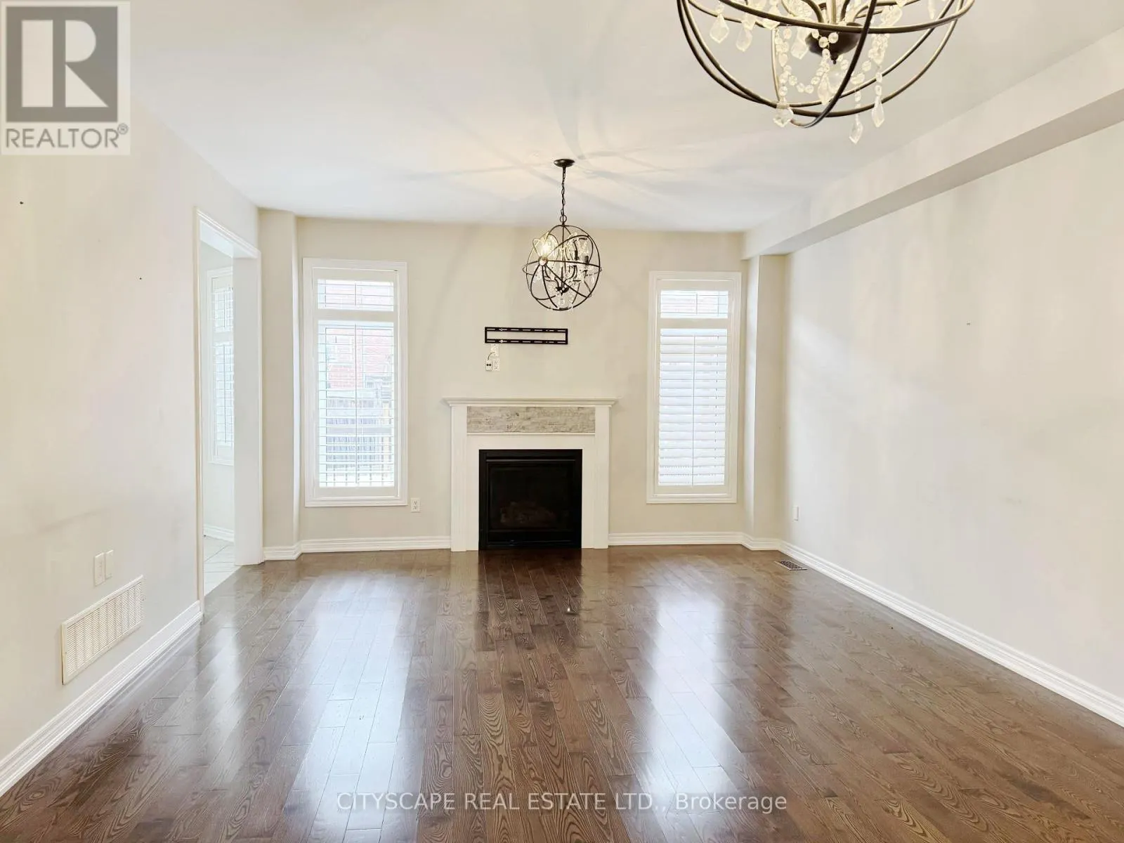 405 SCOTT BOULEVARD