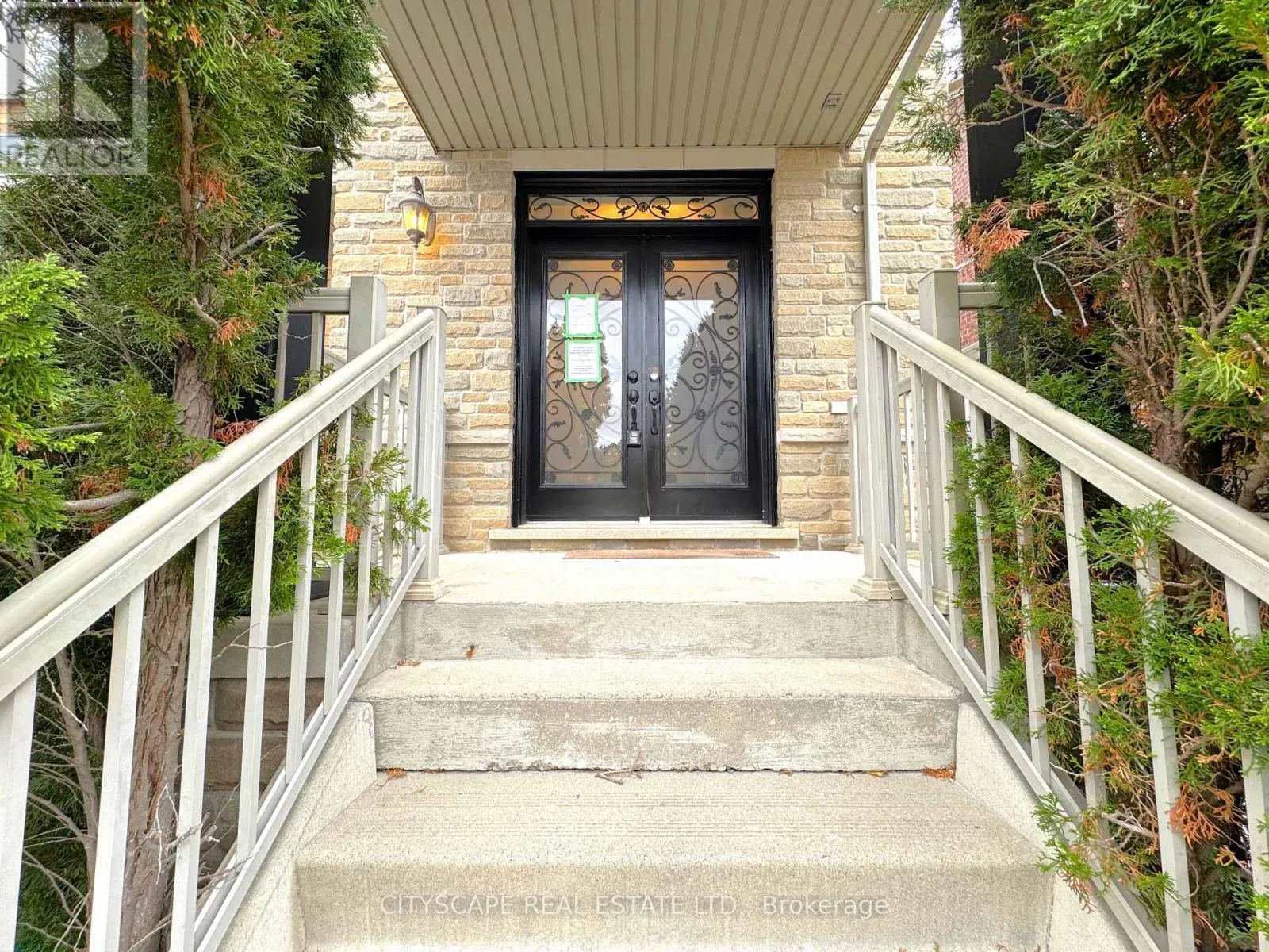 405 SCOTT BOULEVARD