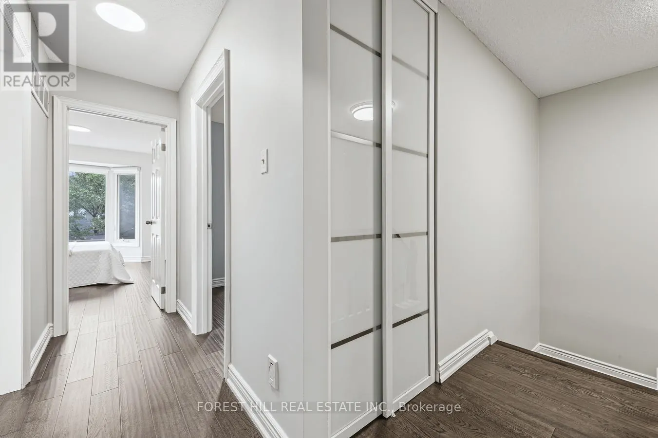 32 - 3265 SOUTH MILLWAY
