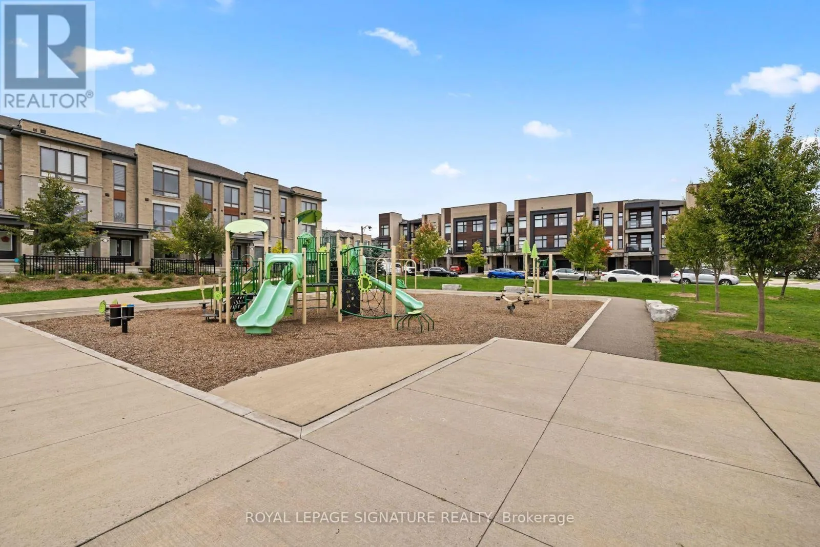 2542 LITTLEFIELD CRESCENT