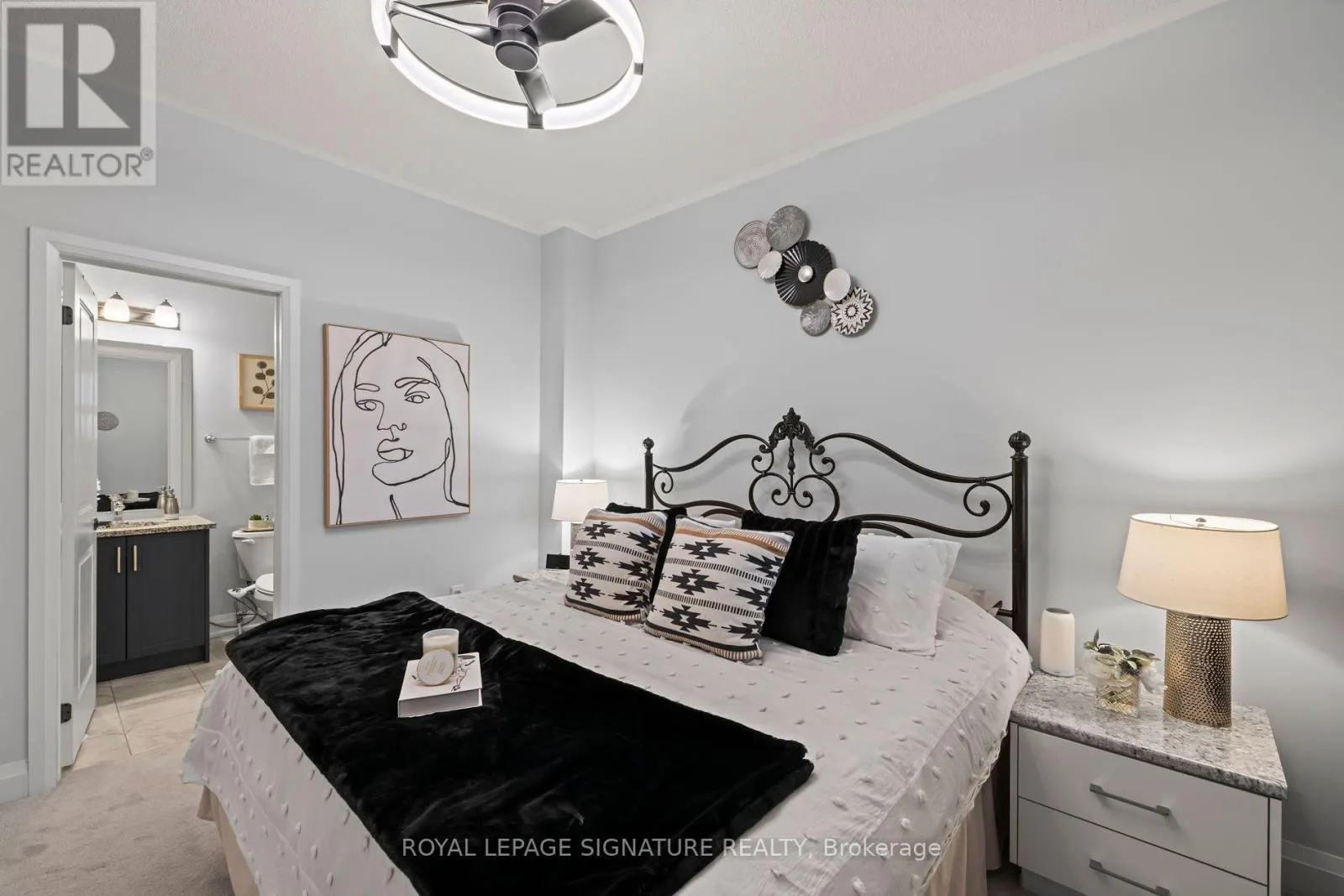 2542 LITTLEFIELD CRESCENT
