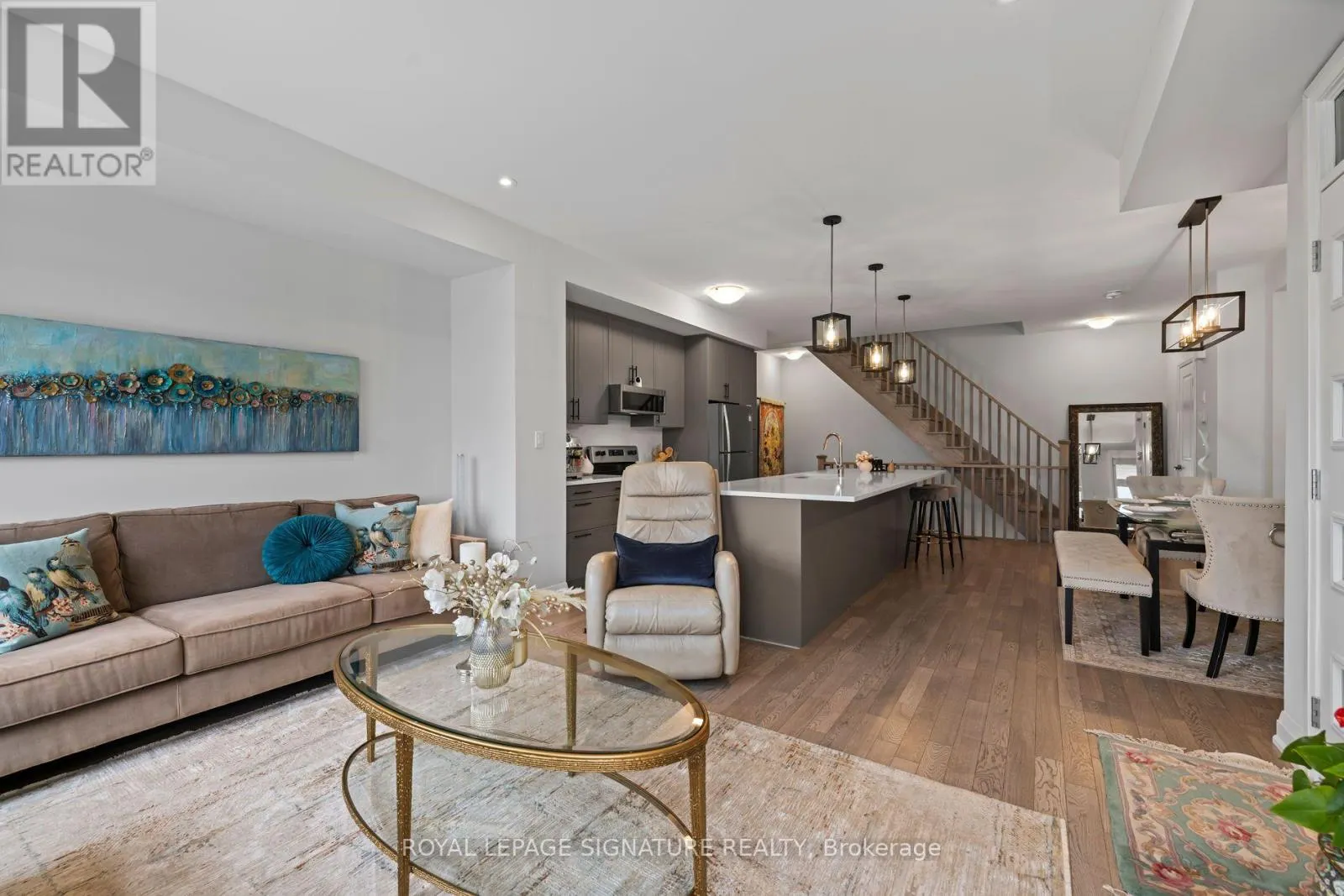 2542 LITTLEFIELD CRESCENT