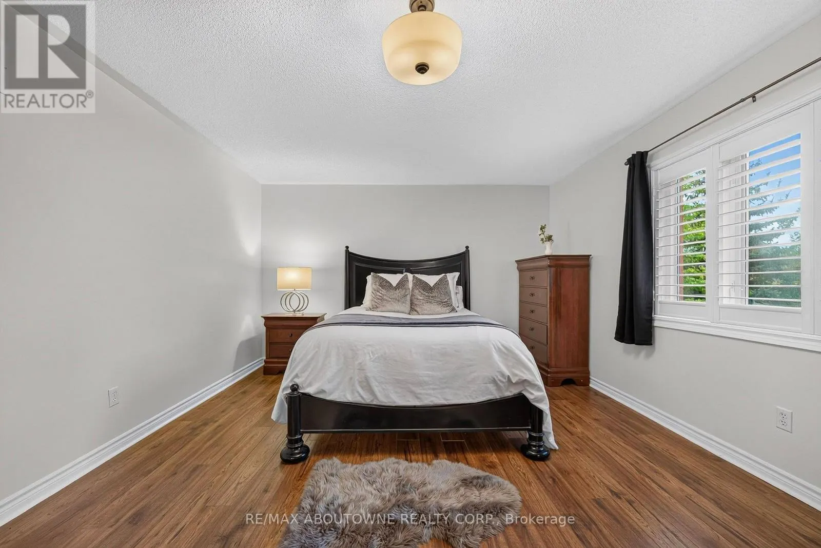 2447 HIGHMOUNT CRESCENT