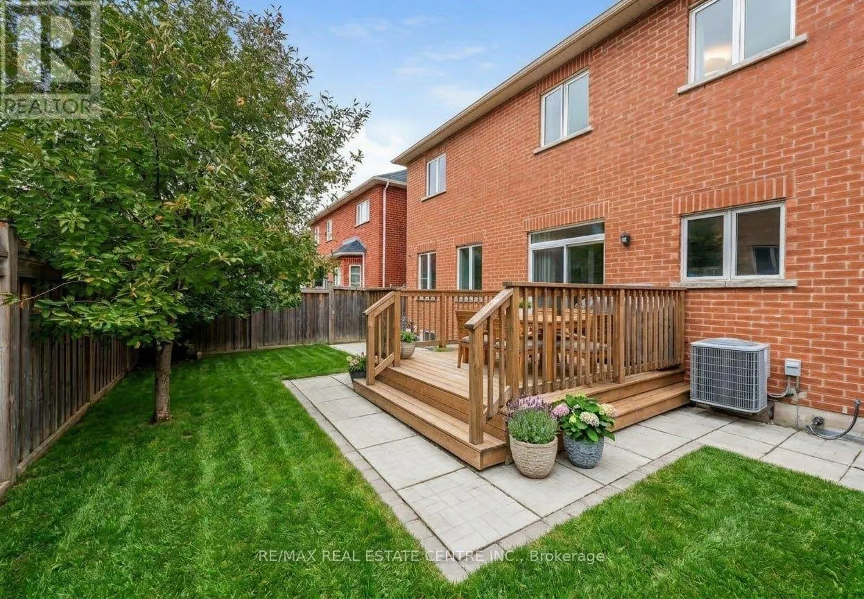 456 LAUNDON TERRACE