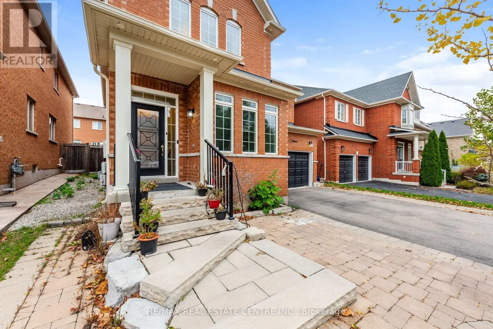 456 LAUNDON TERRACE
