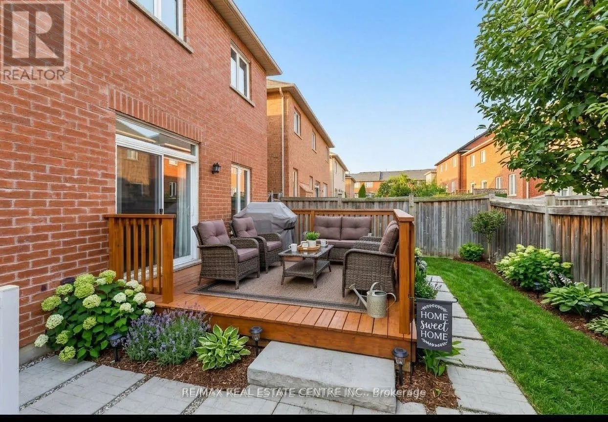 456 LAUNDON TERRACE