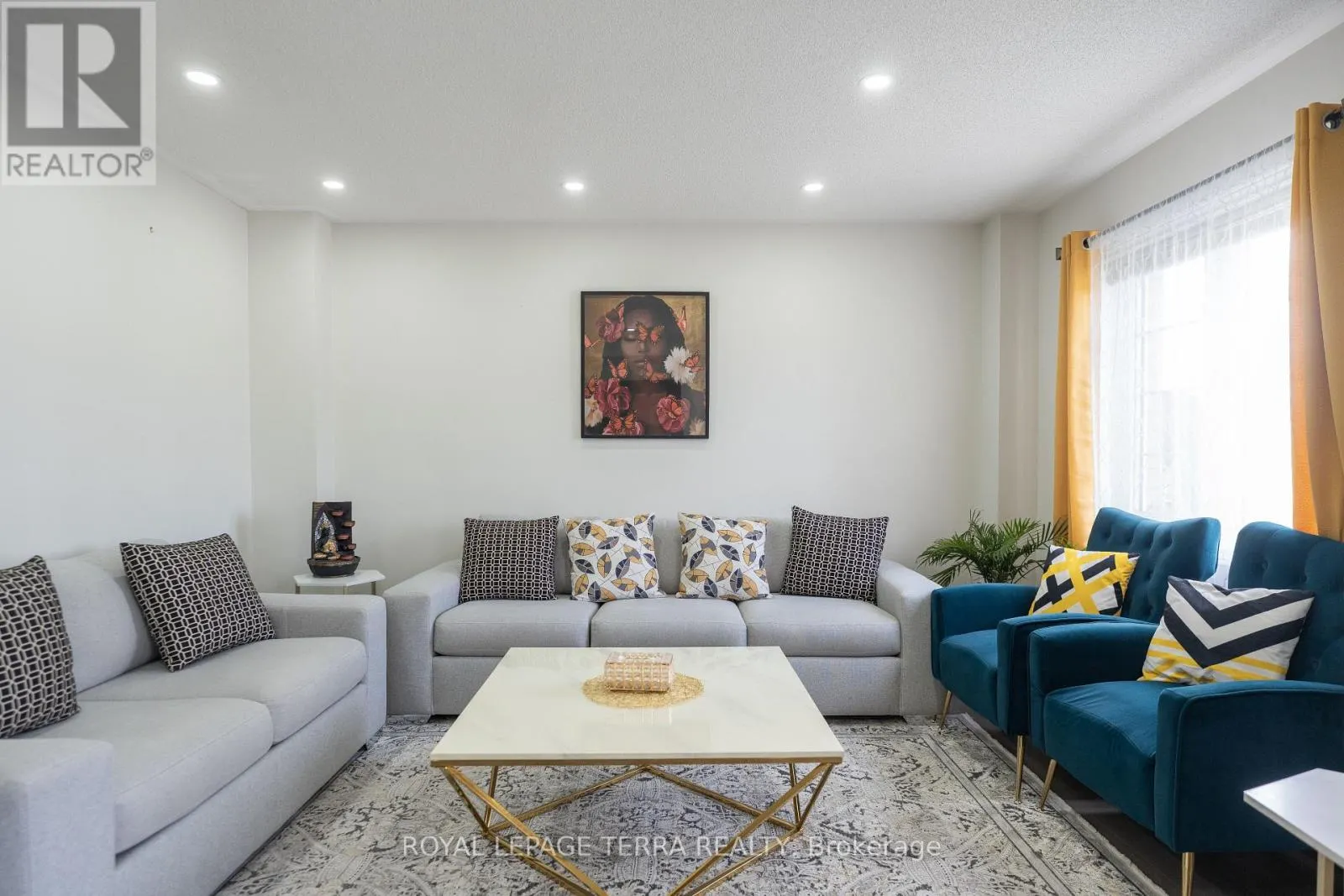 7 - 2871 DARIEN ROAD