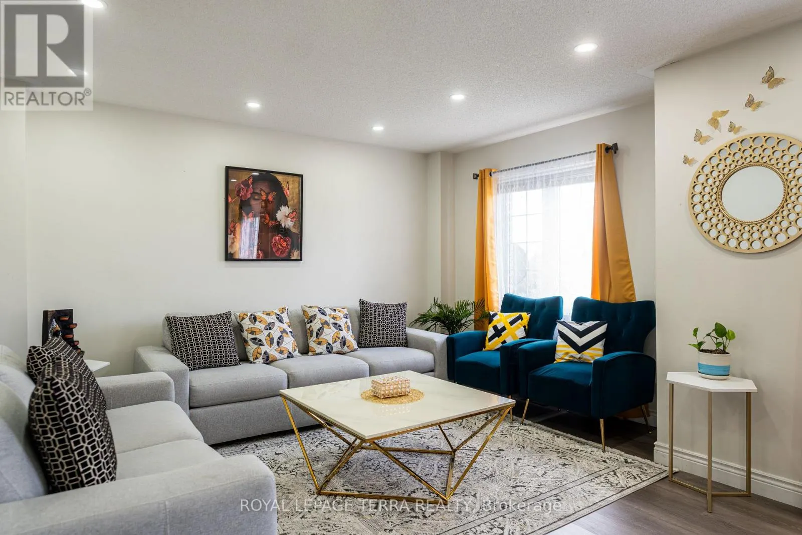 7 - 2871 DARIEN ROAD