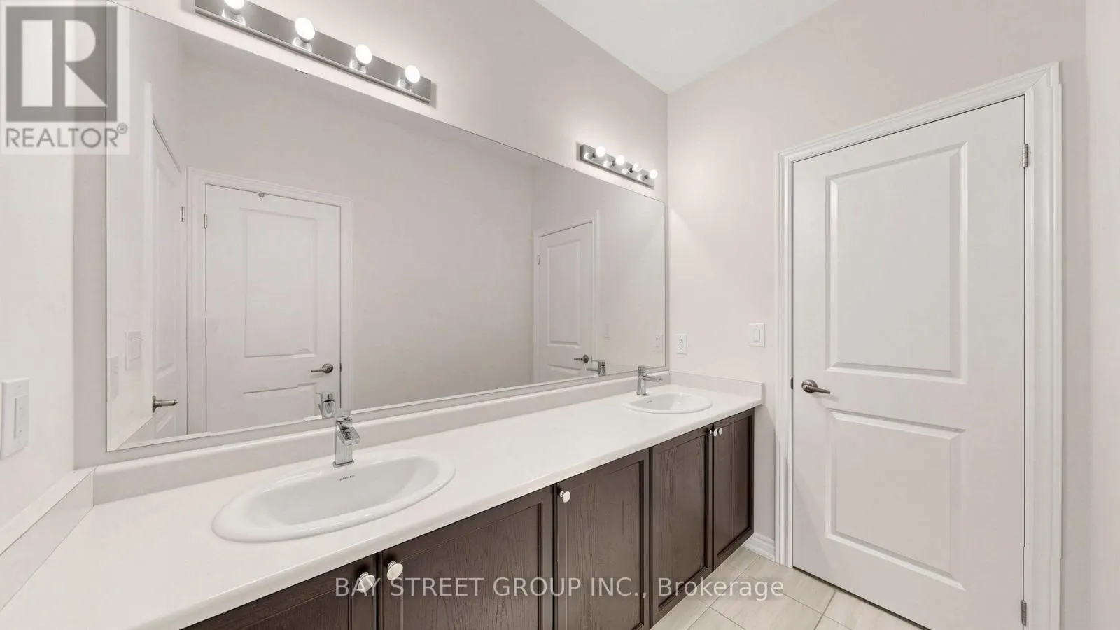 138 ZACHARY CRESCENT
